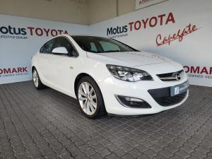 Opel Astra sedan 1.6 Turbo Cosmo - Image 1