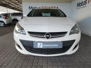 Opel Astra sedan 1.6 Turbo Cosmo - Image 4