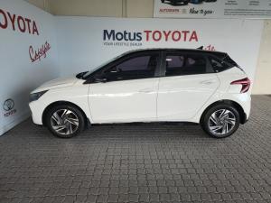 Hyundai i20 1.0T Fluid manual - Image 9