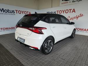Hyundai i20 1.0T Fluid manual - Image 2