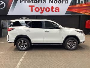 Toyota Fortuner 2.4GD-6 auto - Image 3
