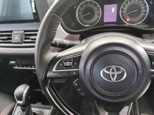 Toyota Starlet Cross 1.5 XS auto - Image 9