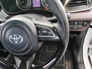 Toyota Starlet Cross 1.5 XS auto - Image 10