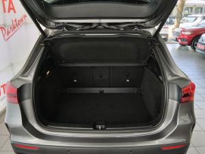 Mercedes-Benz GLA GLA200 Progressive - Image 19