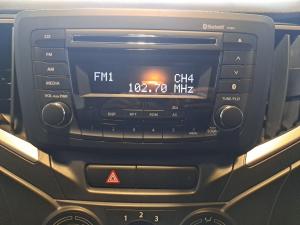 Toyota Starlet 1.4 XS - Image 12