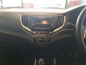 Toyota Starlet 1.4 XS - Image 13