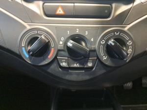 Toyota Starlet 1.4 XS - Image 14