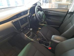 Toyota Corolla Quest 1.8 Plus manual - Image 7