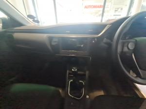 Toyota Corolla Quest 1.8 Plus manual - Image 13