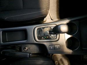 Toyota Hilux 2.4GD-6 double cab Raider auto - Image 12
