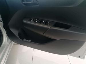 Kia Picanto 1.0 LS automatic - Image 16