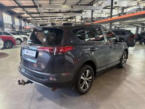 Toyota RAV4 2.0 GX automatic - Image 5