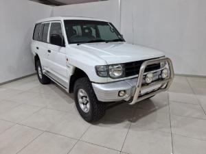 Mitsubishi Pajero 3.5 GLS automatic - Image 1
