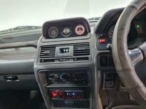 Mitsubishi Pajero 3.5 GLS automatic - Image 8