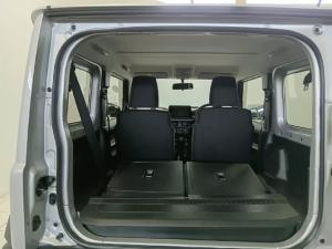 Suzuki Jimny 1.5 GLX AllGrip 3-door manual - Image 12