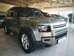 Land Rover Defender 110 D300 X-Dynamic HSE - Image 1
