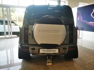 Land Rover Defender 110 D300 X-Dynamic HSE - Image 8