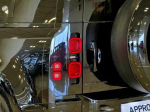 Land Rover Defender 110 D240 X-Dynamic HSE - Image 13