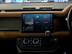 Land Rover Defender 110 D240 X-Dynamic HSE - Image 33