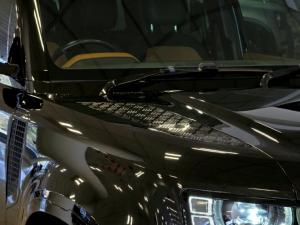 Land Rover Defender 110 D240 X-Dynamic HSE - Image 6