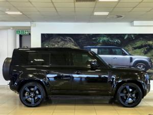 Land Rover Defender 110 D240 X-Dynamic HSE - Image 8