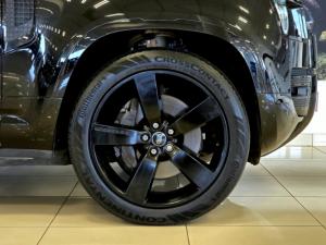 Land Rover Defender 110 D240 X-Dynamic HSE - Image 9