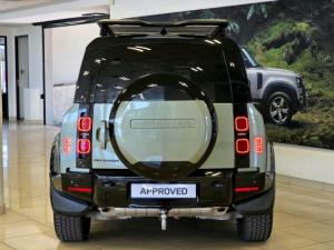 Land Rover Defender 110 D300 X-Dynamic HSE - Image 13