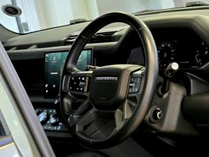 Land Rover Defender 110 D300 X-Dynamic HSE - Image 15