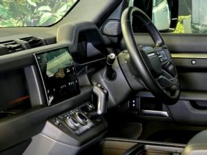 Land Rover Defender 110 D300 X-Dynamic HSE - Image 33