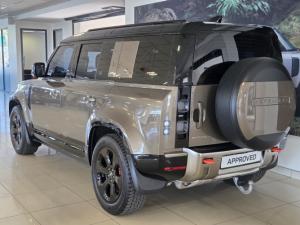 Land Rover Defender 110 D300 X - Image 3