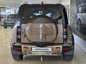 Land Rover Defender 110 D300 X - Image 5