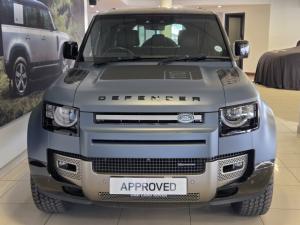 Land Rover Defender 110 D300 X-Dynamic SE - Image 4