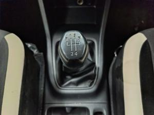 Renault Triber 1.0 Expression - Image 7