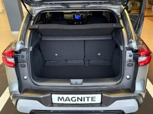 Nissan Magnite 1.0 Visia manual - Image 11