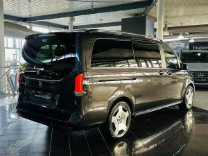 Mercedes-Benz V-Class V300d Exclusive - Image 2