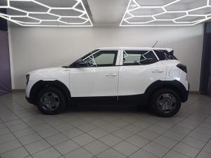 Mahindra XUV 3XO 1.2T MX2 auto - Image 12