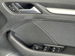 Audi A3 Sportback 30TFSI S line - Image 13