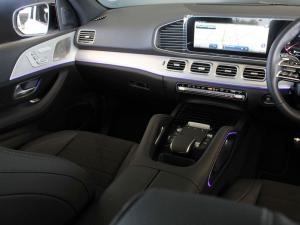 Mercedes-Benz GLE GLE300d 4Matic - Image 15