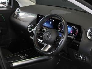Mercedes-Benz GLA GLA200 Progressive - Image 11