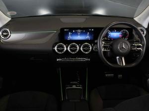 Mercedes-Benz GLA GLA200 Progressive - Image 17