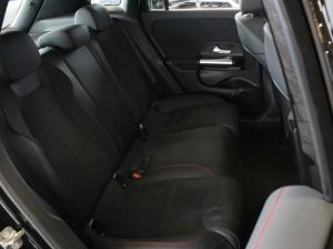 Mercedes-Benz GLA GLA200 Progressive - Image 23