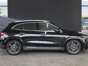 Mercedes-Benz GLA GLA200 Progressive - Image 4
