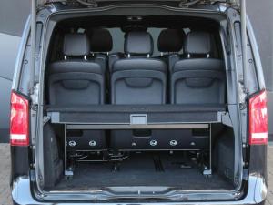 Mercedes-Benz V-Class V300d Exclusive - Image 10
