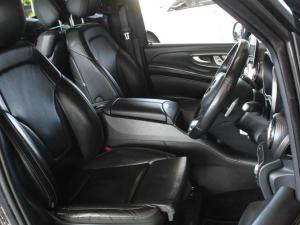 Mercedes-Benz V-Class V300d Exclusive - Image 16