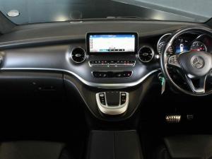 Mercedes-Benz V-Class V300d Exclusive - Image 18