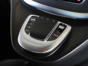 Mercedes-Benz V-Class V300d Exclusive - Image 22