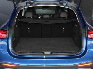 Mercedes-Benz GLC GLC300 4Matic Avantgarde - Image 10