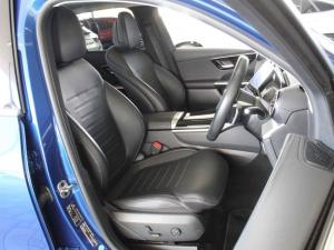 Mercedes-Benz GLC GLC300 4Matic Avantgarde - Image 13