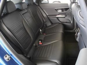 Mercedes-Benz GLC GLC300 4Matic Avantgarde - Image 23