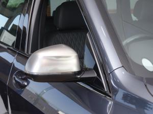 BMW X5 M50d - Image 12